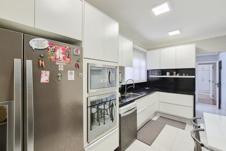 Apartamento à venda com 150m², 4 quartos e 3 vagasCozinha