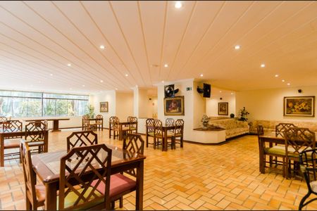 Apartamento à venda com 150m², 4 quartos e 3 vagasÁrea comum - Salão de festas