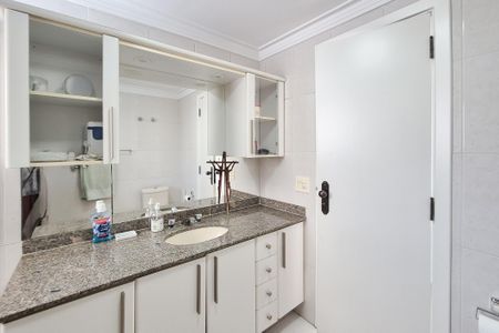 Apartamento à venda com 150m², 4 quartos e 3 vagasBanheiro da Suíte 1