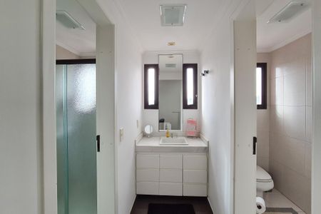 Apartamento à venda com 150m², 4 quartos e 3 vagasBanheiro Social