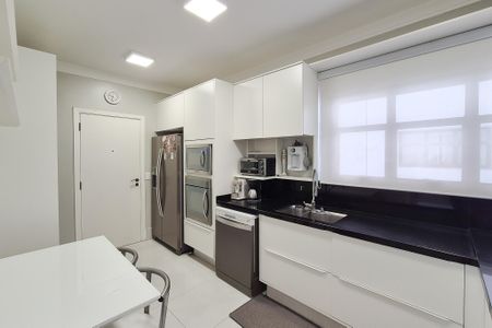 Apartamento à venda com 150m², 4 quartos e 3 vagasCozinha