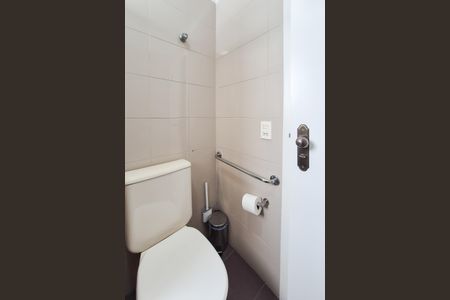 Apartamento à venda com 150m², 4 quartos e 3 vagasBanheiro da Suíte 2