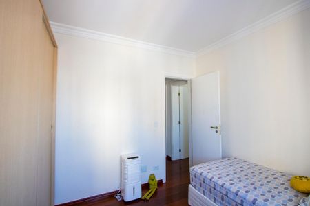 Apartamento à venda com 139m², 4 quartos e 2 vagasQuarto 2