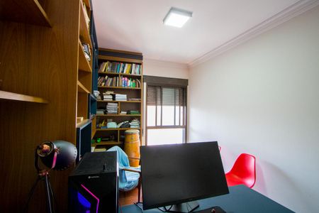 Apartamento à venda com 139m², 4 quartos e 2 vagasQuarto 4