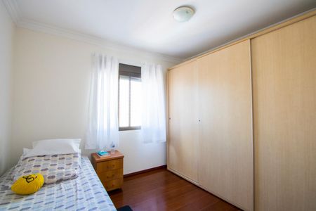 Apartamento à venda com 139m², 4 quartos e 2 vagasQuarto 2