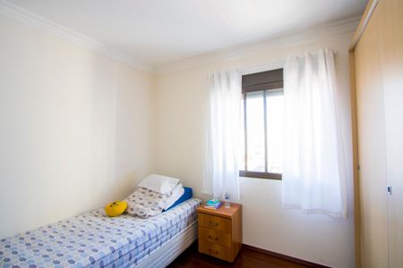 Apartamento à venda com 139m², 4 quartos e 2 vagasQuarto 2