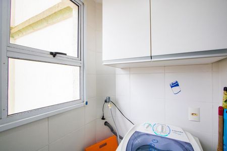 Apartamento à venda com 60m², 3 quartos e 1 vagaÁrea de serviço