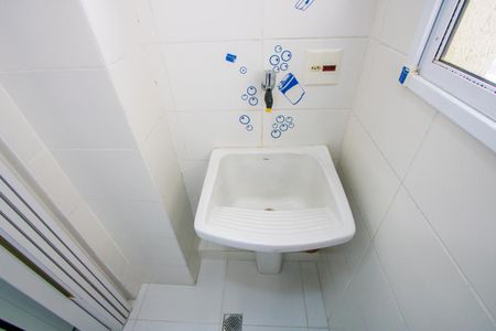 Apartamento à venda com 60m², 3 quartos e 1 vagaÁrea de serviço