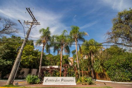 Apartamento à venda com 76m², 3 quartos e 1 vaga Apartamento à venda com 76m², 3 quartos e 1 vagaFachada