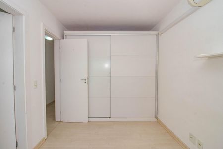 Apartamento à venda com 76m², 3 quartos e 1 vaga Apartamento à venda com 76m², 3 quartos e 1 vagaSuíte