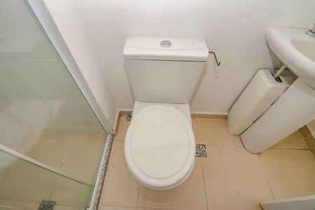 Apartamento à venda com 76m², 3 quartos e 1 vaga Apartamento à venda com 76m², 3 quartos e 1 vagaBanheiro da Suíte