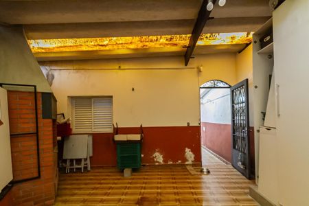 Casa à venda com 183m², 3 quartos e 2 vagas Casa à venda com 183m², 3 quartos e 2 vagasQuintal