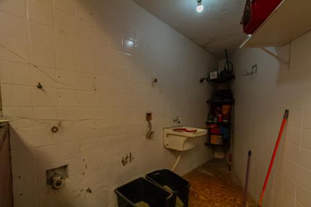 Casa à venda com 183m², 3 quartos e 2 vagas Casa à venda com 183m², 3 quartos e 2 vagasQuintal