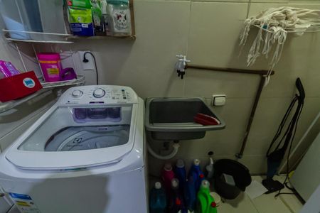 Casa à venda com 183m², 3 quartos e 2 vagas Casa à venda com 183m², 3 quartos e 2 vagasÁrea de Serviço