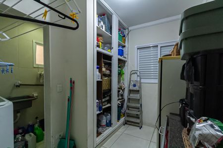 Casa à venda com 183m², 3 quartos e 2 vagas Casa à venda com 183m², 3 quartos e 2 vagasÁrea de Serviço