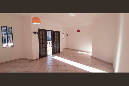 Casa para alugar com 190m², 3 quartos e 2 vagasQuarto 