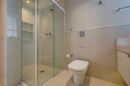 Apartamento para alugar com 189m², 3 quartos e 2 vagas Apartamento para alugar com 189m², 3 quartos e 2 vagasSuíte