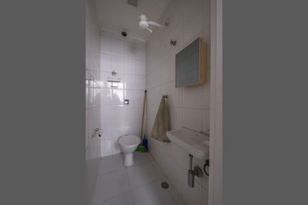 Apartamento para alugar com 189m², 3 quartos e 2 vagas Apartamento para alugar com 189m², 3 quartos e 2 vagasÁrea de Serviço - Banheiro