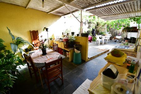 Casa para alugar com 194m², 3 quartos e 2 vagasÁrea de Serviço