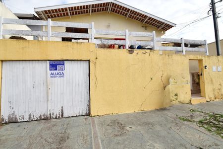 Casa para alugar com 194m², 3 quartos e 2 vagasFachada / Placa