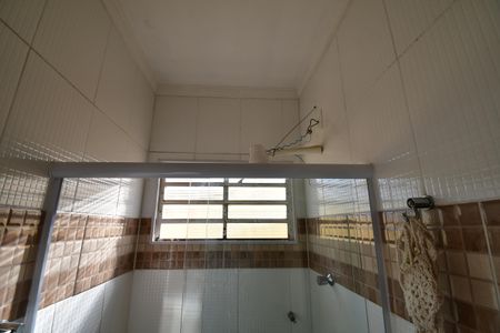 Casa para alugar com 194m², 3 quartos e 2 vagasBanheiro Social