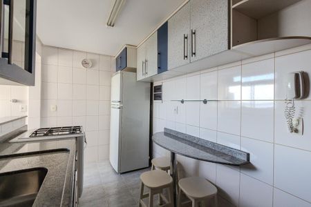 Cozinha de apartamento à venda com 2 quartos, 104m² em Menino Deus  Cidade, Porto Alegre