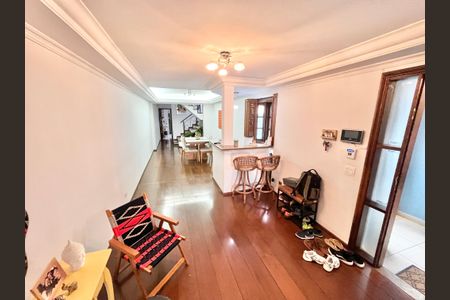 Sala de casa à venda com 3 quartos, 250m² em Jardim São Paulo, São Paulo