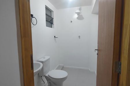 Banheiro de casa para alugar com 1 quarto, 100m² em Vila Palmares, São Caetano do Sul