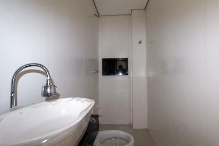 Apartamento à venda com 55m², 2 quartos e sem vaga Apartamento à venda com 55m², 2 quartos e sem vagaBanheiro