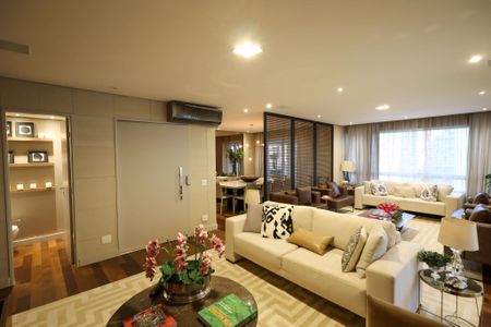 Apartamento à venda com 225m², 3 quartos e 4 vagas Apartamento à venda com 225m², 3 quartos e 4 vagasSala 1