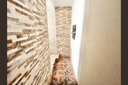 Corredor de casa para alugar com 1 quarto, 50m² em Vila Bandeirantes, São Paulo