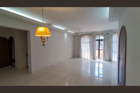 Apartamento para alugar com 4 quartos, 297m² em Centro, Sorocaba