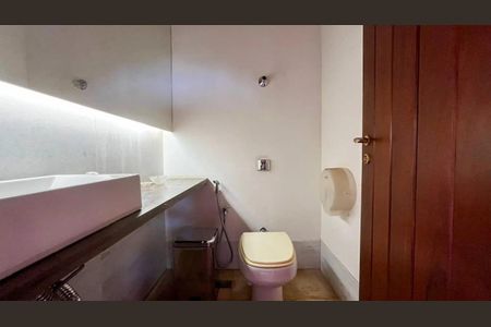 Casa à venda com 650m², 5 quartos e 11 vagas