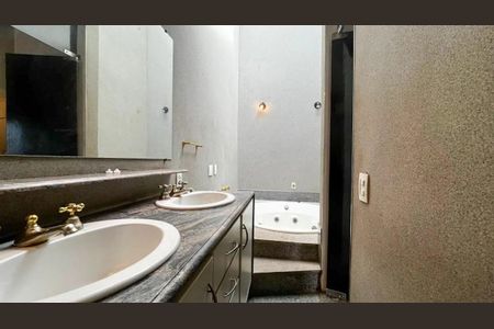 Casa à venda com 650m², 5 quartos e 11 vagas