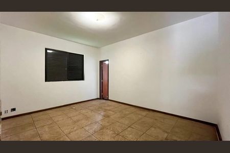 Casa à venda com 650m², 5 quartos e 11 vagas