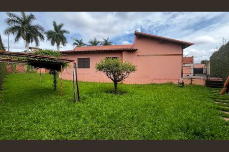 Casa à venda com 650m², 5 quartos e 11 vagas