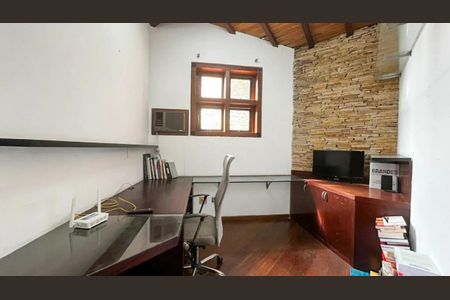 Casa à venda com 650m², 5 quartos e 11 vagas