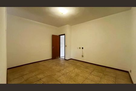 Casa à venda com 650m², 5 quartos e 11 vagas