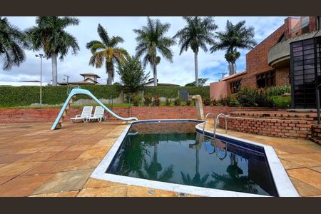 Casa à venda com 650m², 5 quartos e 11 vagas