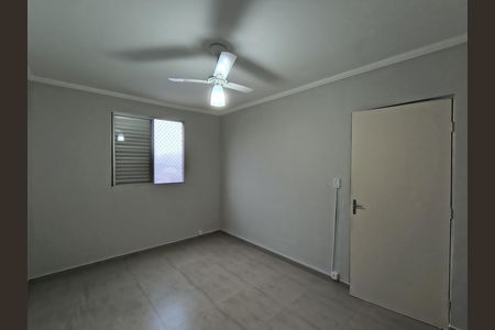 Quarto de apartamento para alugar com 2 quartos, 56m² em Parque Santo Antonio, Jacareí