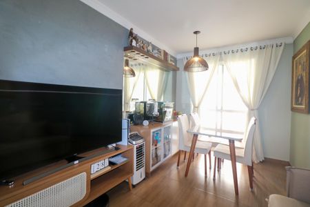 Sala de apartamento à venda com 3 quartos, 63m² em Piraporinha, Diadema