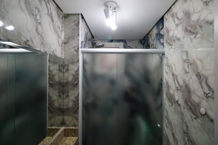Apartamento à venda com 63m², 3 quartos e 1 vaga Apartamento à venda com 63m², 3 quartos e 1 vagaBanheiro Social