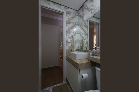 Apartamento à venda com 63m², 3 quartos e 1 vaga Apartamento à venda com 63m², 3 quartos e 1 vagaBanheiro Social