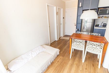 Sala de apartamento à venda com 2 quartos, 34m² em Vila Invernada, São Paulo