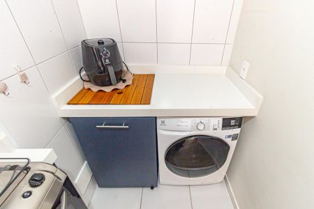 Apartamento à venda com 34m², 2 quartos e 1 vaga Apartamento à venda com 34m², 2 quartos e 1 vagaCozinha e Área de Serviço