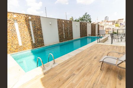Apartamento à venda com 34m², 2 quartos e 1 vaga Apartamento à venda com 34m², 2 quartos e 1 vagaÁrea comum - Piscina