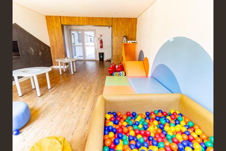 Apartamento à venda com 34m², 2 quartos e 1 vaga Apartamento à venda com 34m², 2 quartos e 1 vagaÁrea comum - Brinquedoteca
