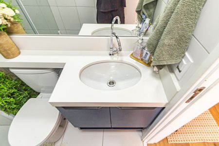 Apartamento à venda com 34m², 2 quartos e 1 vaga Apartamento à venda com 34m², 2 quartos e 1 vagaBanheiro