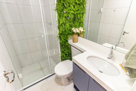 Apartamento à venda com 34m², 2 quartos e 1 vaga Apartamento à venda com 34m², 2 quartos e 1 vagaBanheiro