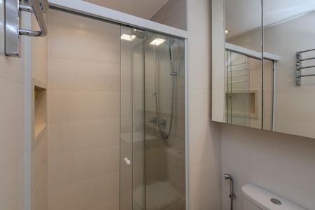 Apartamento à venda com 62m², 2 quartos e 1 vaga Apartamento à venda com 62m², 2 quartos e 1 vagaBanheiro da Suíte